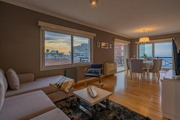 Departamento Varese Güemes Alta Gama Luxury 4/5 Pax Vista Mar