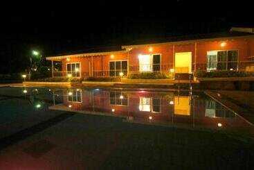 هتل Cold Spot Village Resort