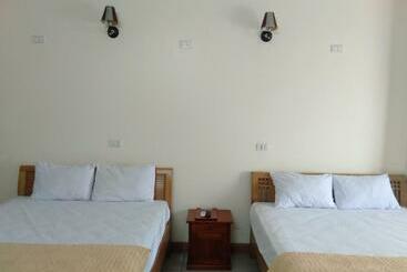 هتل Khách Sạn Sơn