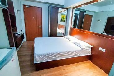 هتل Redliving Apartemen Green Lake View Ciputat   Juragan Rooms Tower B With Fast Wifi
