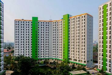 هتل Redliving Apartemen Green Lake View Ciputat   Juragan Rooms Tower B With Fast Wifi