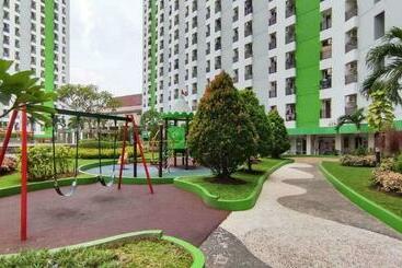 هتل Redliving Apartemen Green Lake View Ciputat   Juragan Rooms Tower B With Fast Wifi