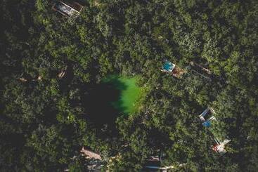 هتل Wakax Hacienda  Cenote & Boutique
