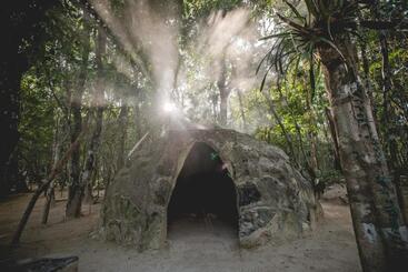 هتل Wakax Hacienda  Cenote & Boutique