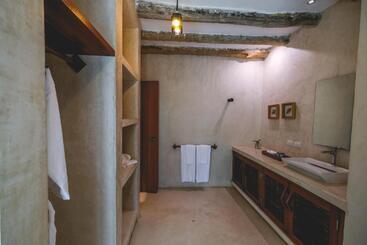 هتل Wakax Hacienda  Cenote & Boutique