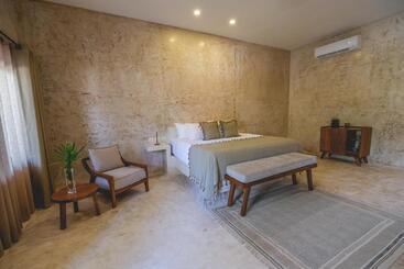 هتل Wakax Hacienda  Cenote & Boutique