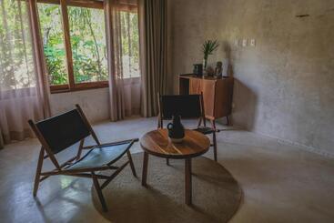 هتل Wakax Hacienda  Cenote & Boutique