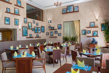 Copthorne Hotel Baranan