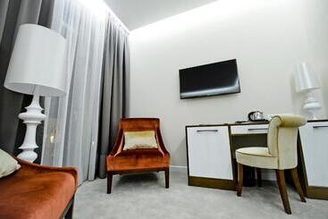 Golden Palace Batumi Hotel & Casino