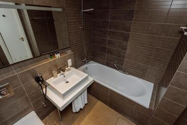 Golden Palace Batumi Hotel & Casino
