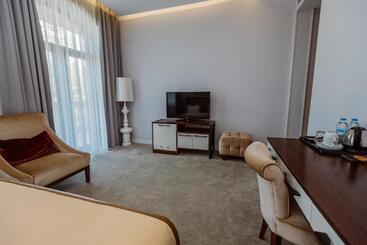 Golden Palace Batumi Hotel & Casino