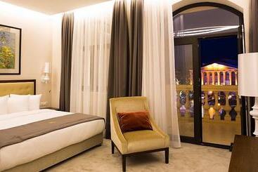 Golden Palace Batumi Hotel & Casino