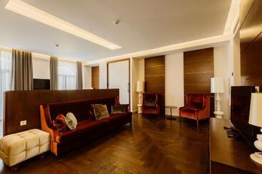 Golden Palace Batumi Hotel & Casino