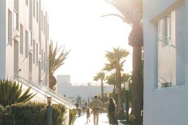 هتل Aequora Lanzarote Suites
