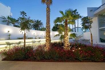 هتل Aequora Lanzarote Suites