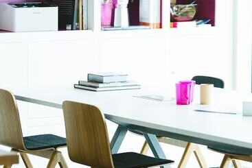 هتل Moxy Milan Malpensa Airport