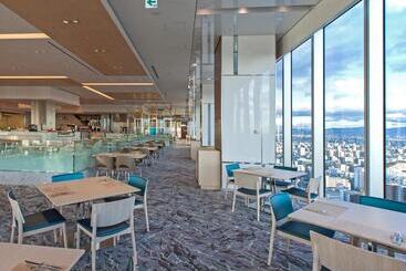 هتل Osaka Marriott Miyako