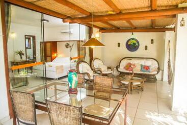 هتل Pousada Arraial Candeia