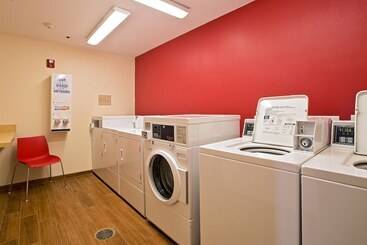 هتل Towneplace Suites By Marriott Dodge City