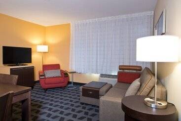 هتل Towneplace Suites By Marriott Dodge City