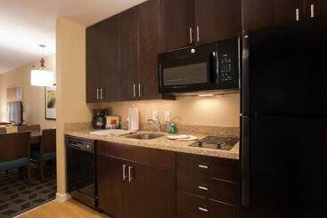 هتل Towneplace Suites By Marriott Dodge City