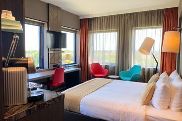Xo Hotels Couture