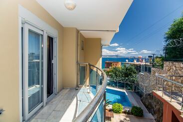 Lemon Villa Hotel   Adult Only