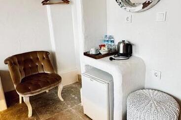 Lemon Villa Hotel   Adult Only