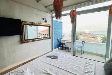 Lemon Villa Hotel   Adult Only