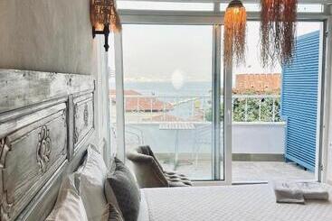 Lemon Villa Hotel   Adult Only