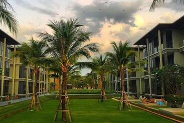 Baan Mai Khao Apartment