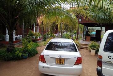 هتل Elegant Green Beach Resort