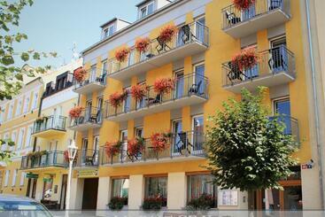 هتل Ld Palace Spa & Kur