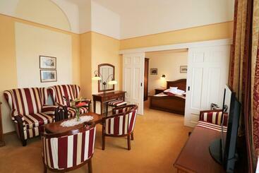 هتل Ld Palace Spa & Kur