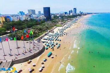 Khách Sạn Phát Lộc