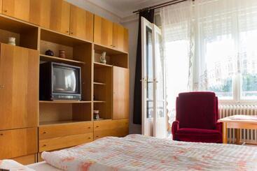 پانسیون Haus Margit
