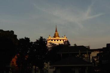 پانسیون Mojo Old Town Phranakorn