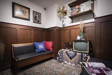 پانسیون Mojo Old Town Phranakorn