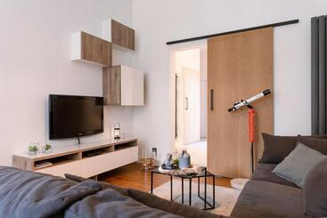 Spacious Apartment In The Heart Of Antwerp