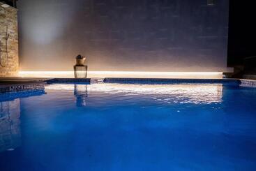 Villa View Mostar With Jacuzzi & Seasonal Heated Pool