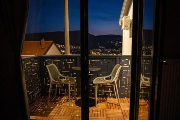 Villa View Mostar With Jacuzzi & Seasonal Heated Pool