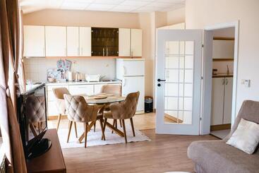 Villa View Mostar With Jacuzzi & Seasonal Heated Pool