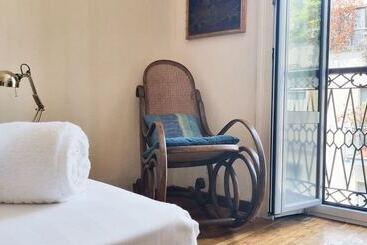 Joivy Vintage And Gorgeous 2 Bed Flat Near Sforzesco Castle