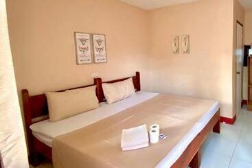 ユースホステル Port Barton Diy   Hosting For Jbr Inn