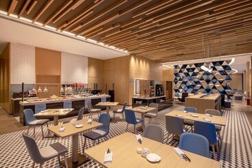 هتل Holiday Inn & Suites Qingdao Jinshui, An Ihg