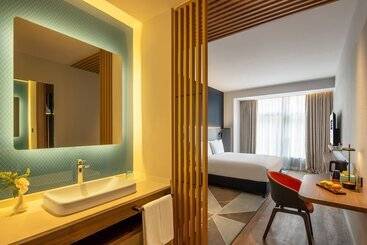 هتل Holiday Inn & Suites Qingdao Jinshui, An Ihg