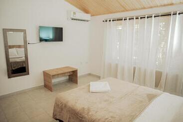 پانسیون Casa Lourdes