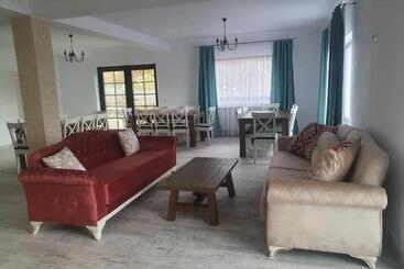 بنسيون Casa Stefan