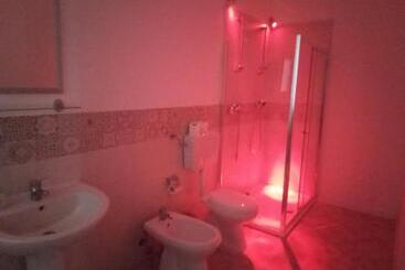 پانسیون Vida Rooms Luxury