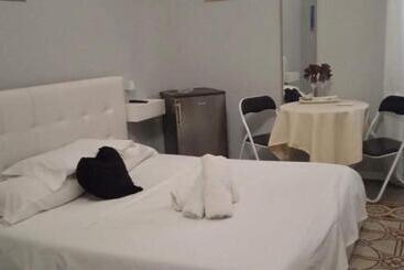 پانسیون Vida Rooms Luxury